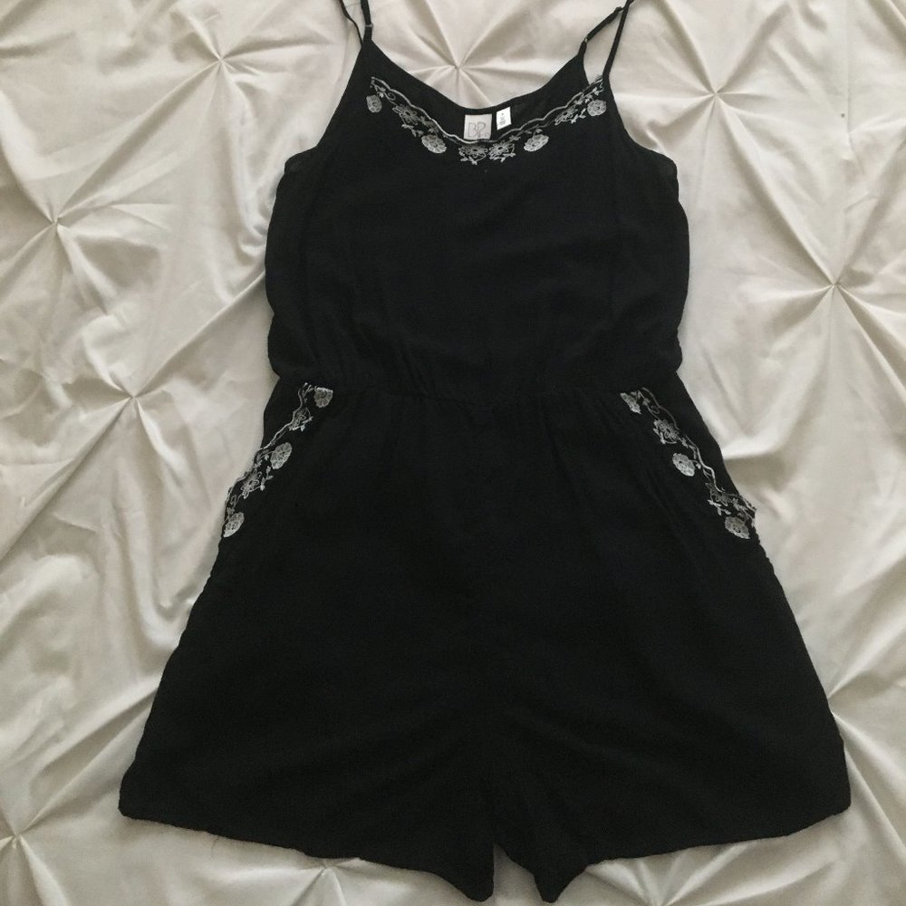 Nordstrom Black Sleeve-less Summer Romper